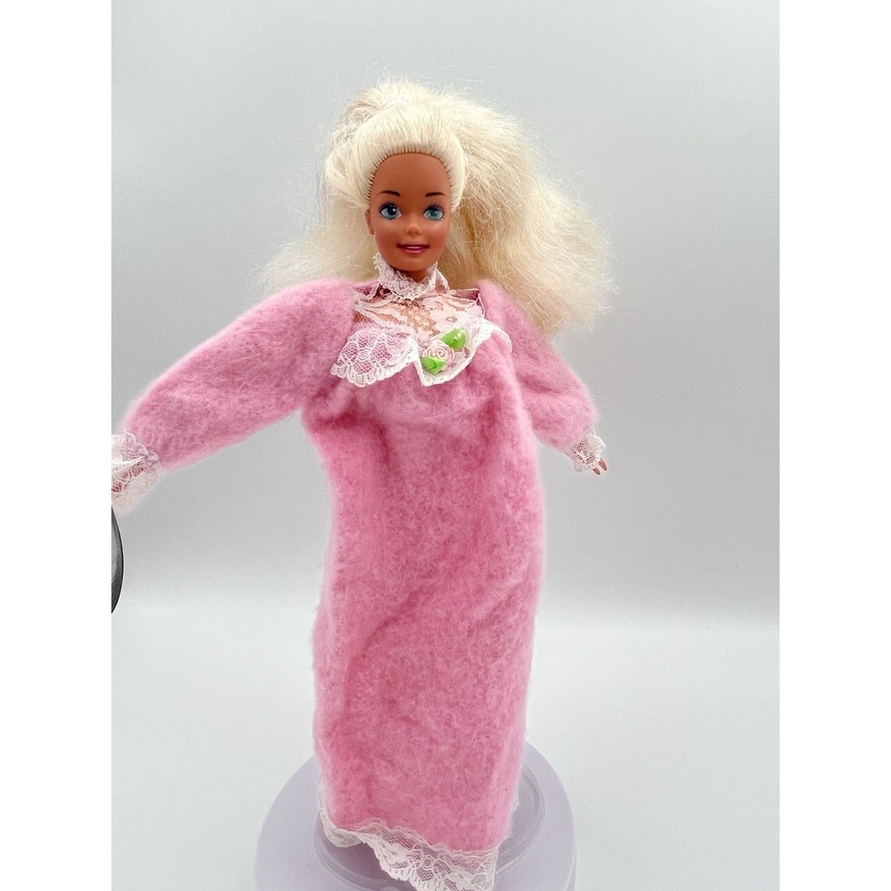 Vintage Bedtime Barbie Doll Figure Blonde Soft Body Toy 1993 Mattel